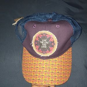 Natural life hat